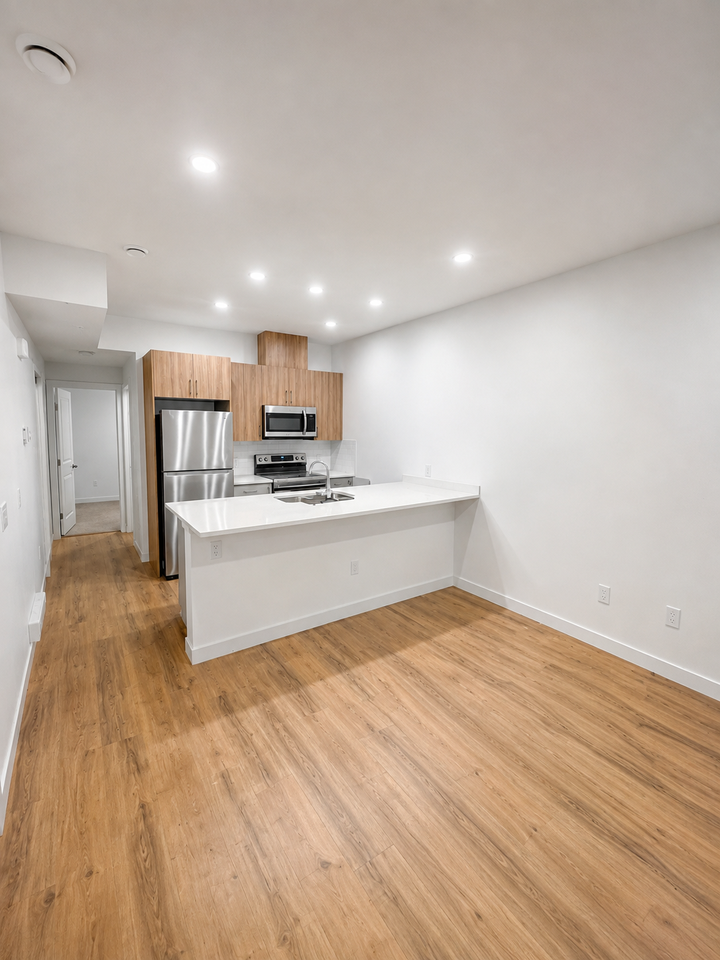 10505 66 Ave Nw - Photo 7 of 19