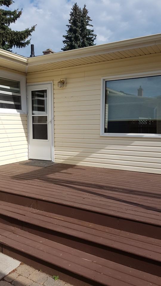 1613 Grosvenor Ave - Photo 3 of 40