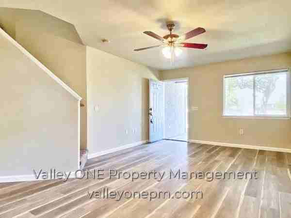 1160 E Monte Vista Ave - Photo 3 of 45
