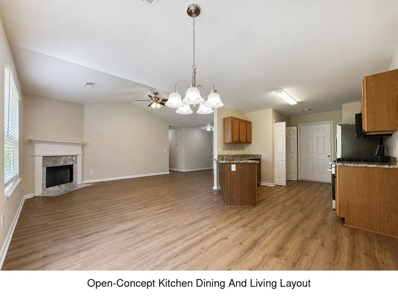 1117 Yellow River Dr - Photo 5 of 26