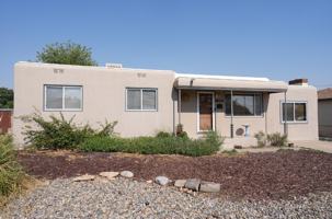 featured image of 1104 N Buena Vista Ave