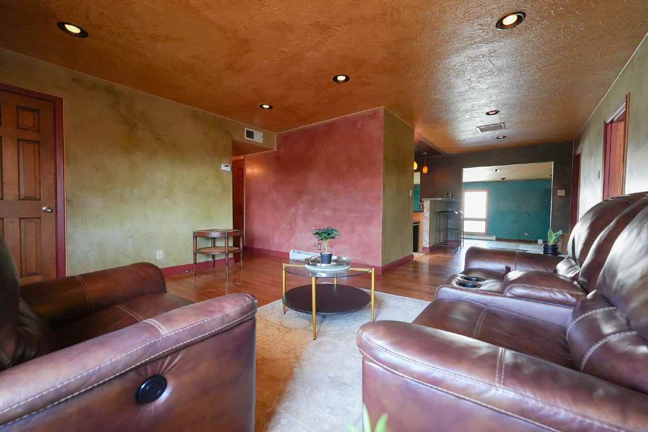 1104 N Buena Vista Ave - Photo 5 of 30