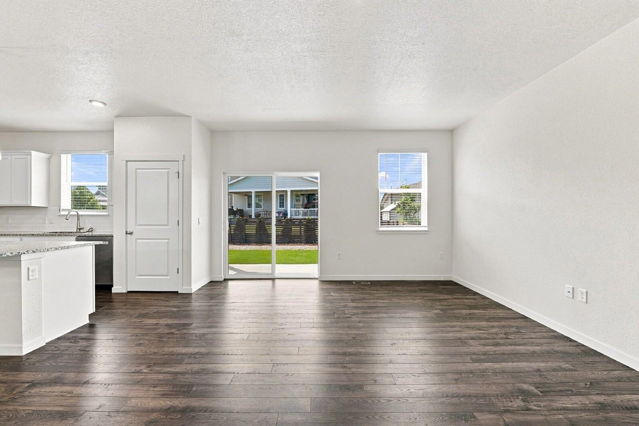 27644 E 1st Pl - Photo 5 of 44