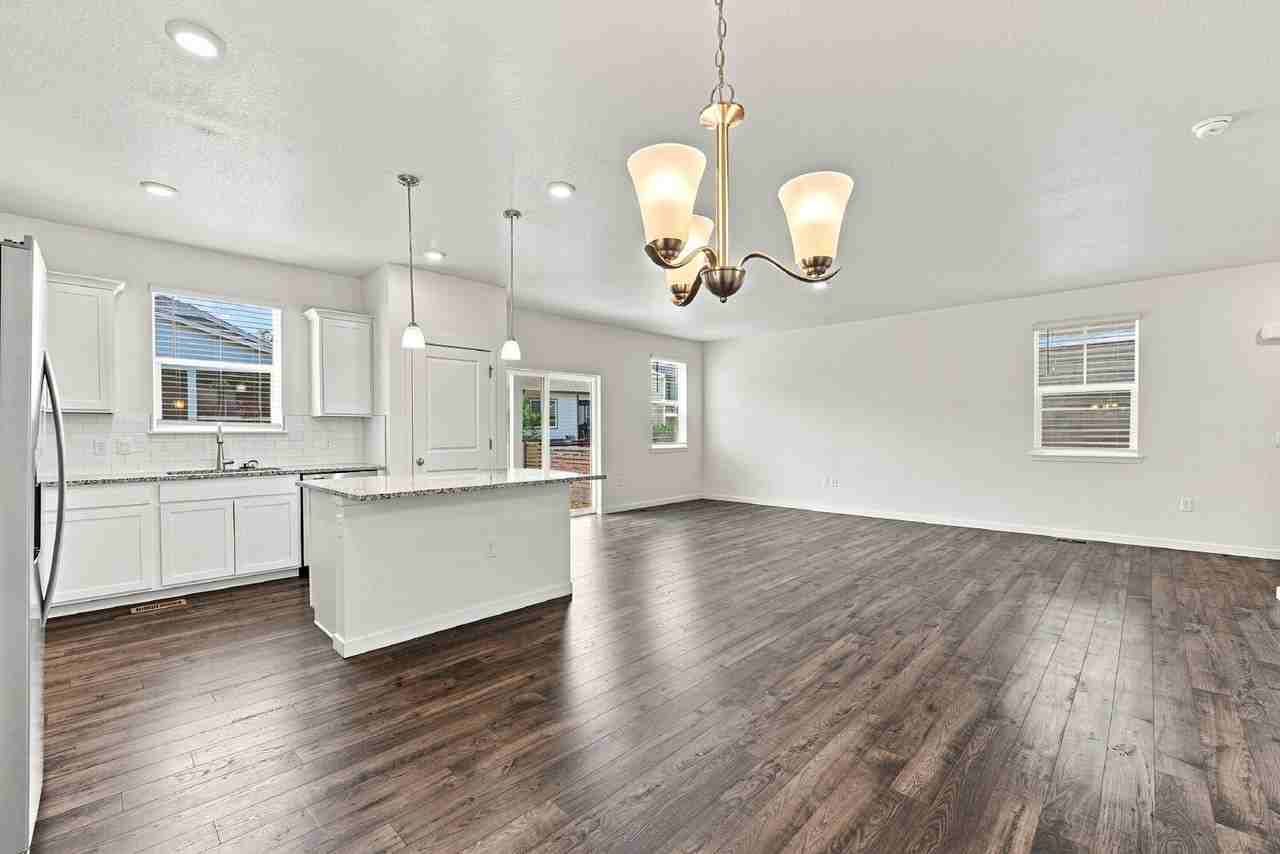 27644 E 1st Pl - Photo 6 of 44