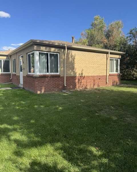 1364 S Grant St - Photo 2 of 10