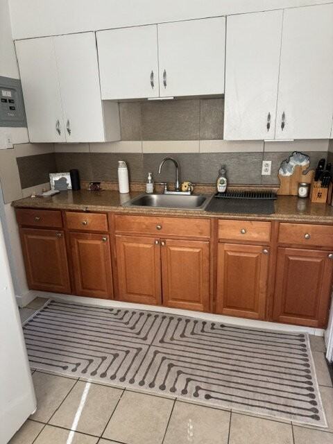 1364 S Grant St - Photo 6 of 10
