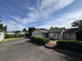 featured image of 4403 Se Logus Rd
