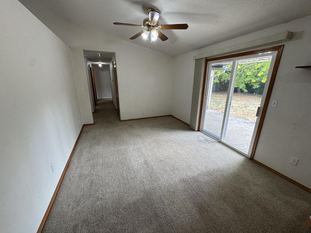 4403 Se Logus Rd - Photo 7 of 21