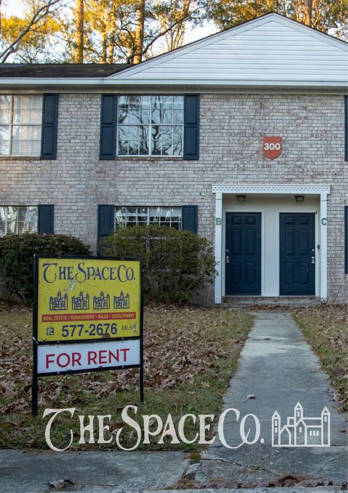 300 Crestview Dr #D - Photo 4 of 4