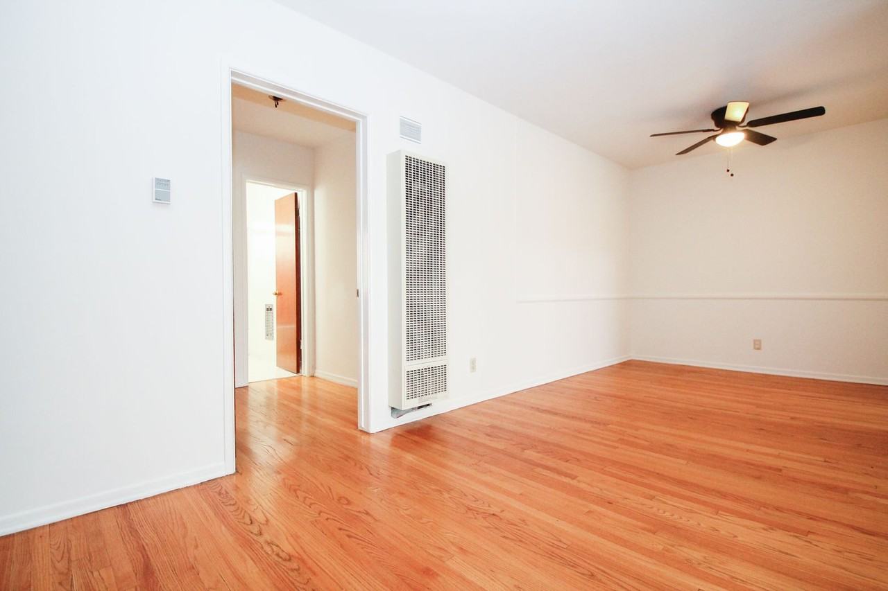 1033 S. Holt Ave. - Photo 3 of 25