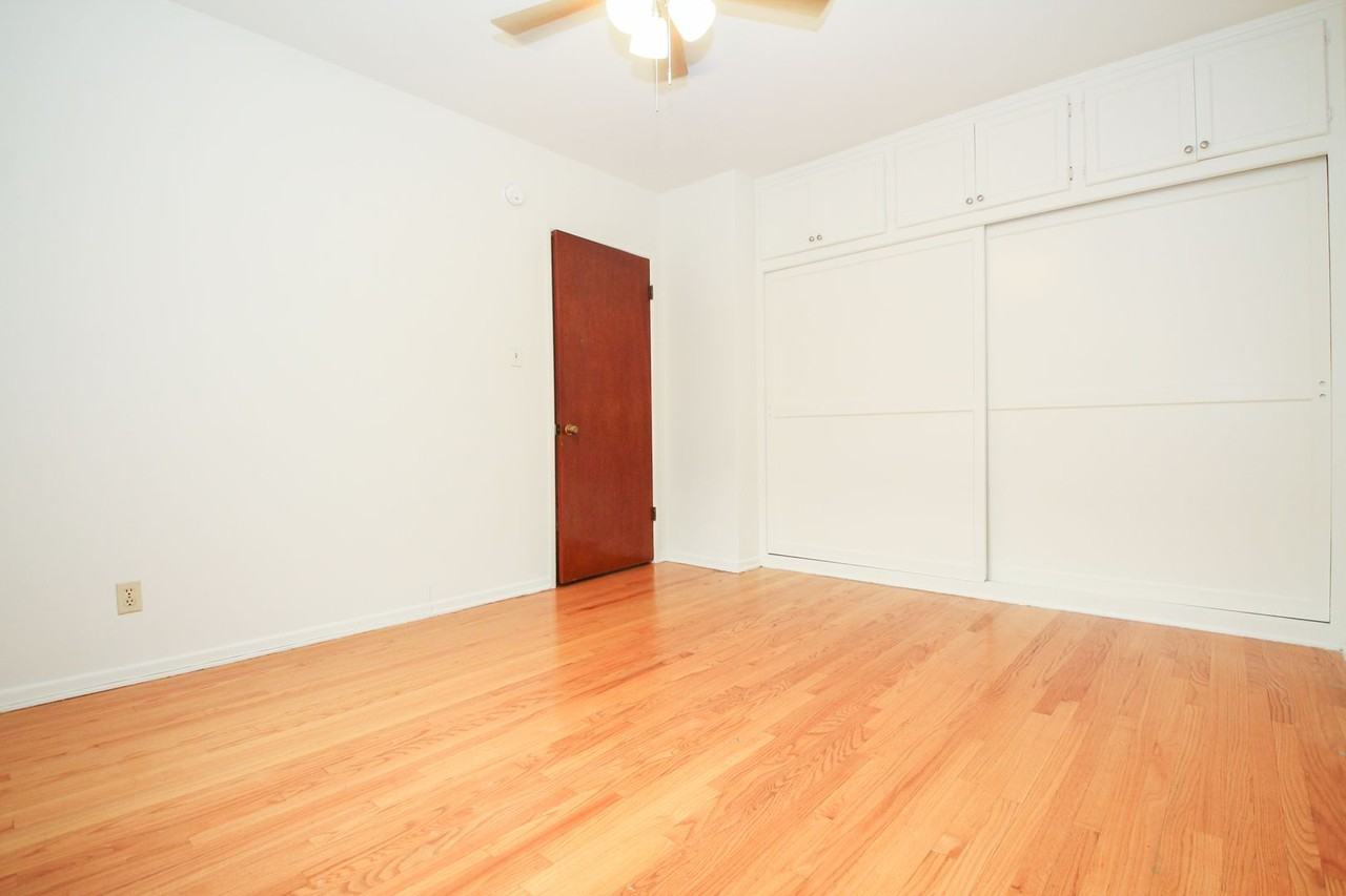 1033 S. Holt Ave. - Photo 4 of 25