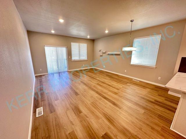 3867 Se 92nd Ave - Photo 2 of 18
