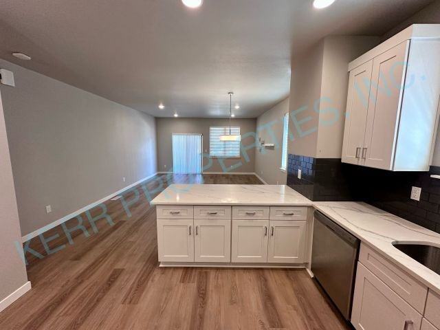 3867 Se 92nd Ave - Photo 6 of 18