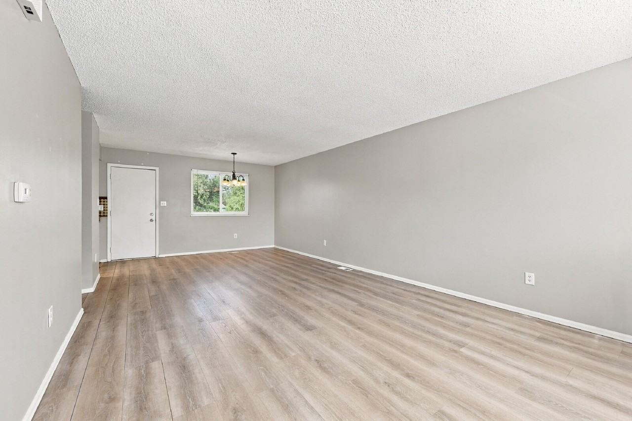 1022 Nolte Dr W - Photo 2 of 33