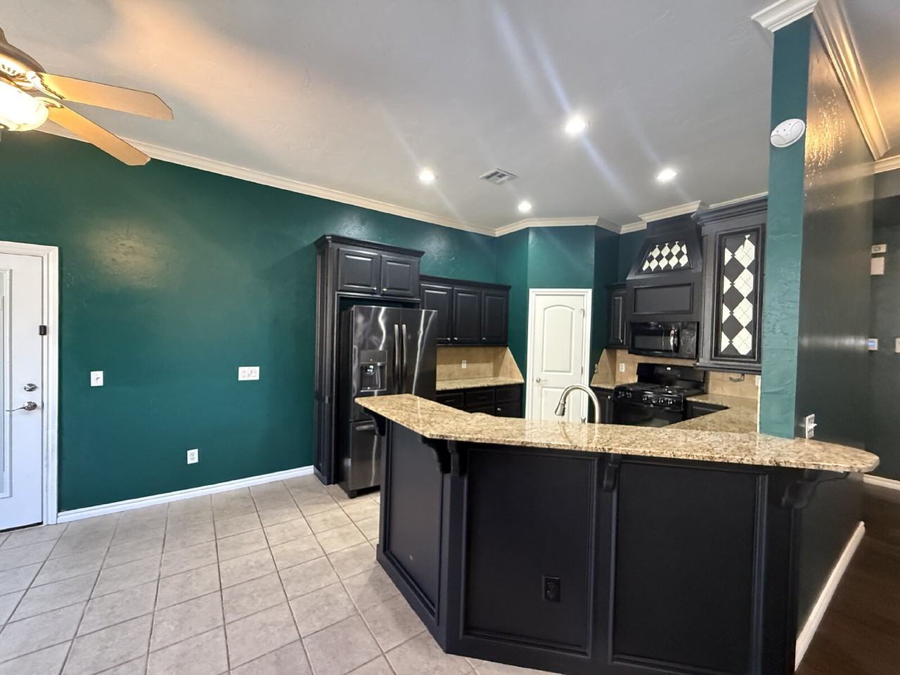 1108 Renita Way - Photo 5 of 29