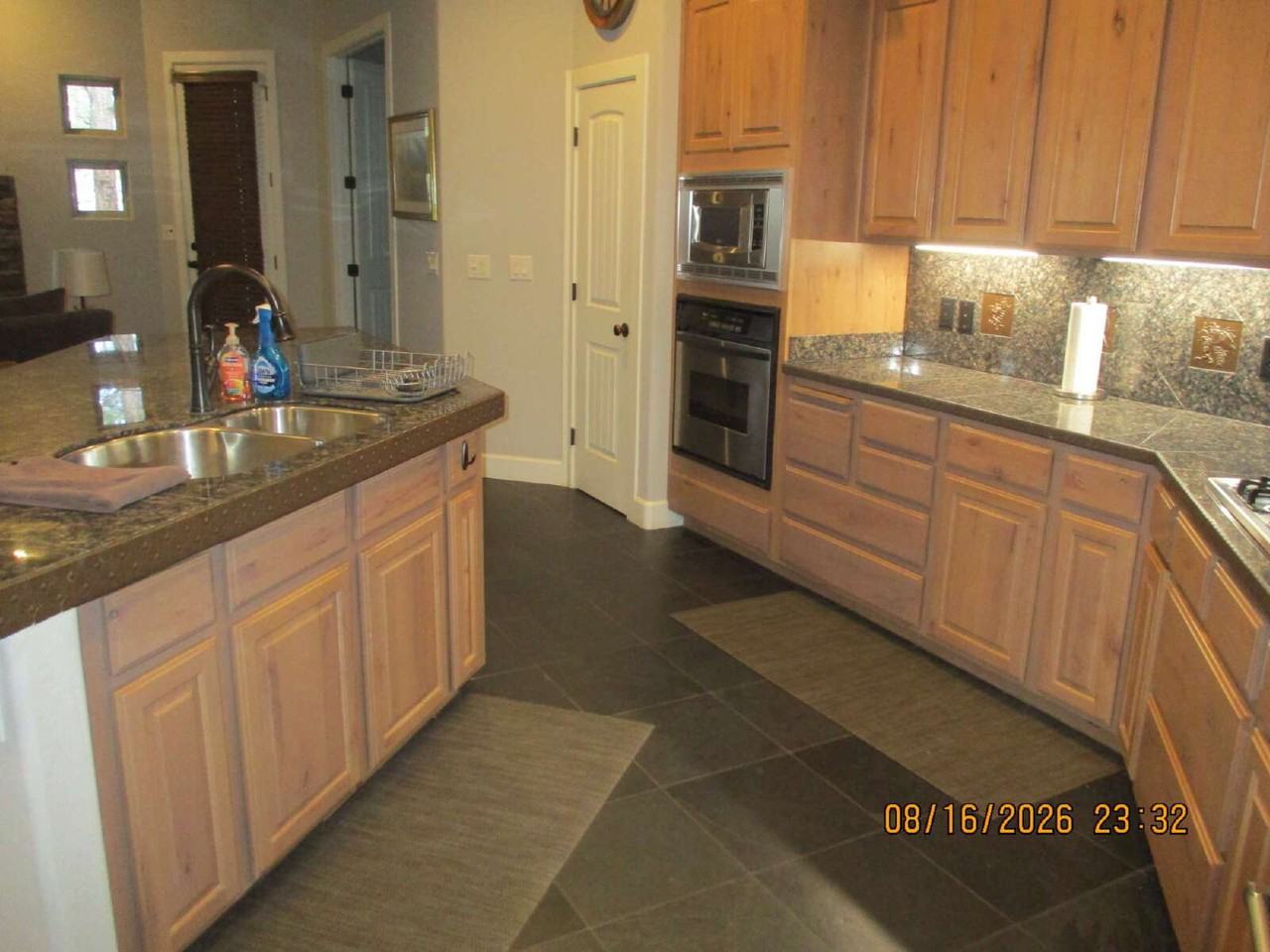 61 N Aspen Dr - Photo 5 of 20
