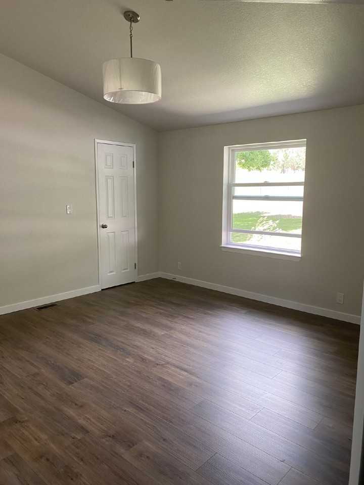 1517 County Road 240 #MAIN - Photo 7 of 16