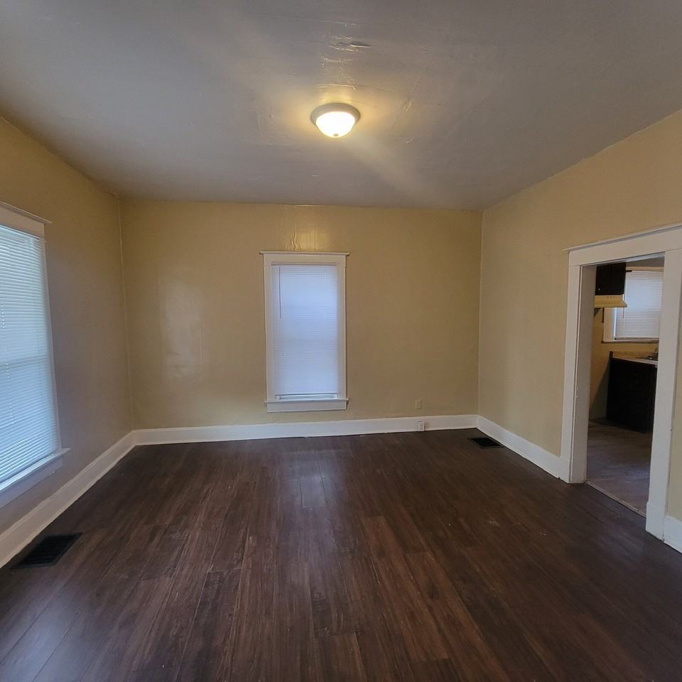 56 E Legrande Ave - Photo 3 of 9