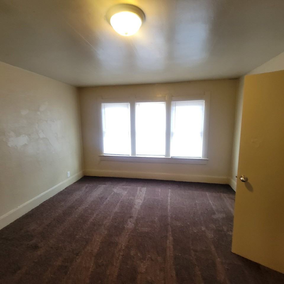 56 E Legrande Ave - Photo 7 of 9