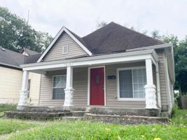 featured image of 1519 W 27th St