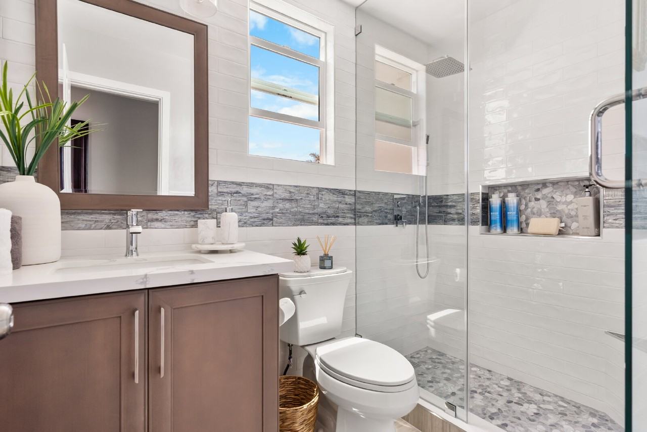 313 Alvarado Pl #1-2 - Photo 7 of 15