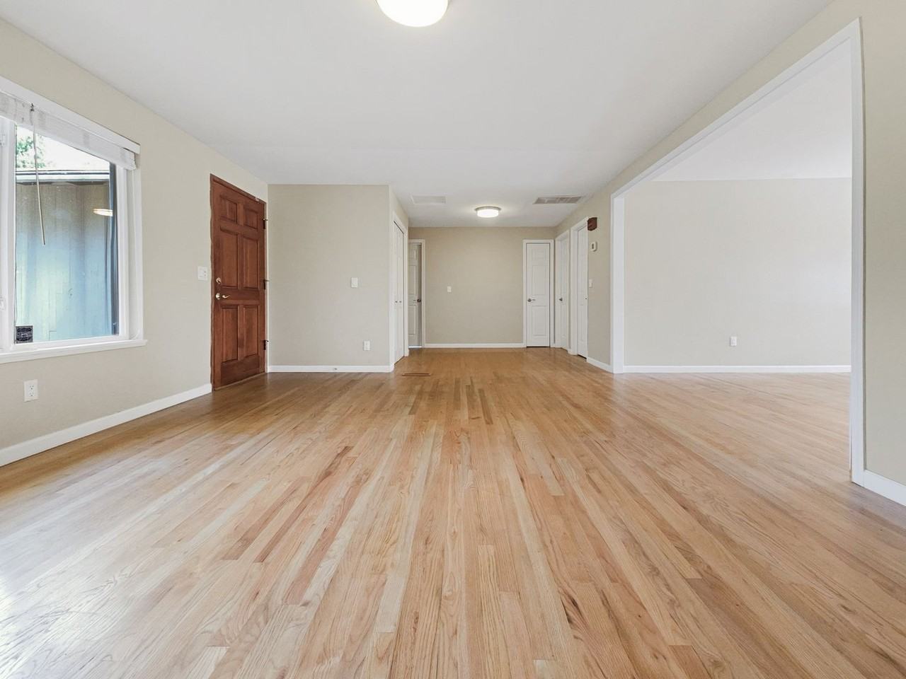 1814 Whitman Ct Ne - Photo 7 of 28
