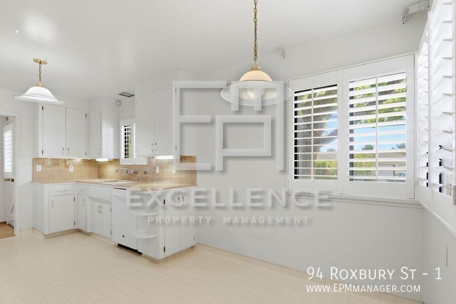 94 Roxbury St #1 - Photo 7 of 16