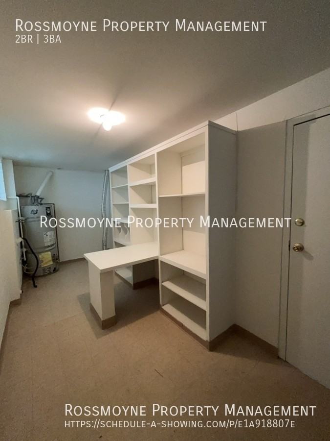 18550 Hatteras St #21 - Photo 4 of 16