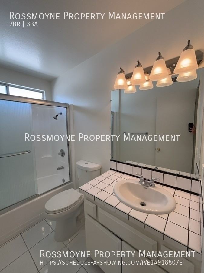 18550 Hatteras St #21 - Photo 6 of 16