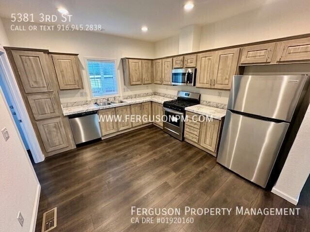 5381 3rd St - Photo 3 of 14
