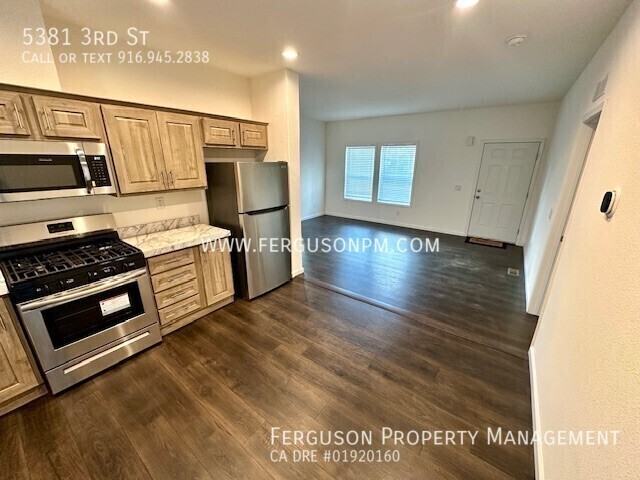 5381 3rd St - Photo 5 of 14