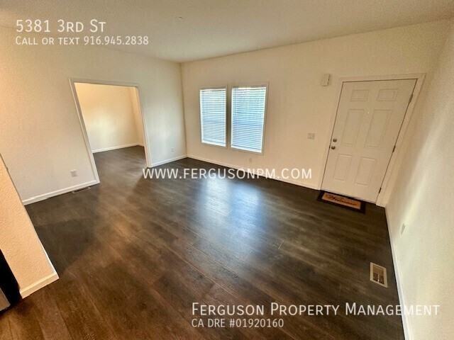 5381 3rd St - Photo 6 of 14