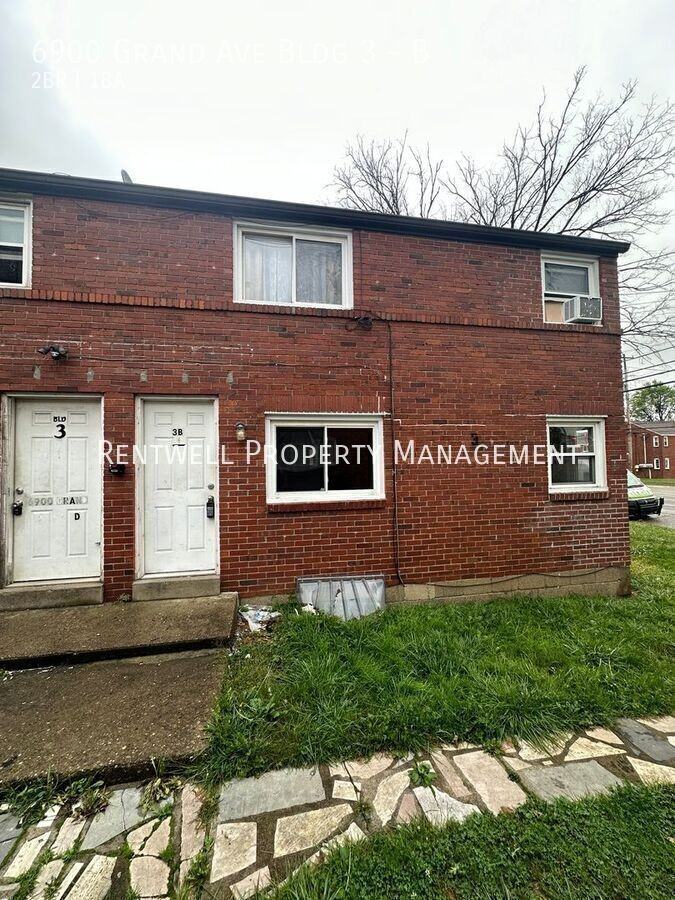 6900 Grand Ave Apt 3 #B - Photo 2 of 9