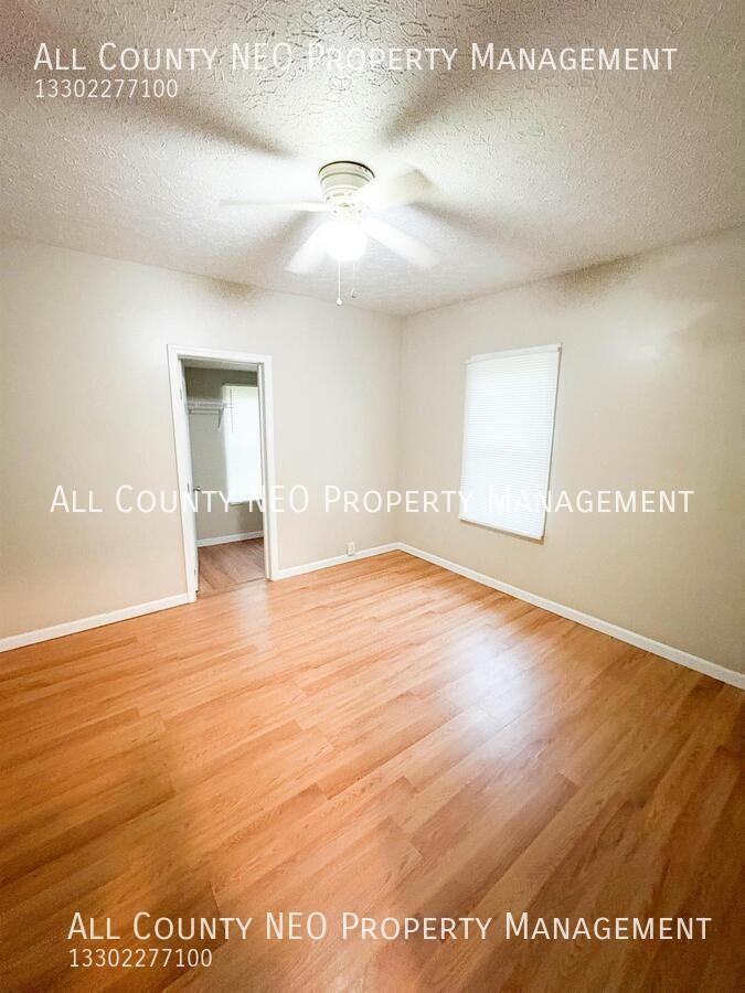 1247 Grand Blvd - Photo 2 of 12