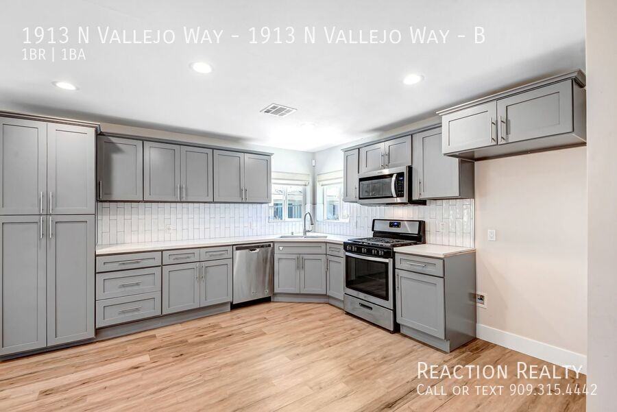 VALLEJO & #B - Photo 7 of 13