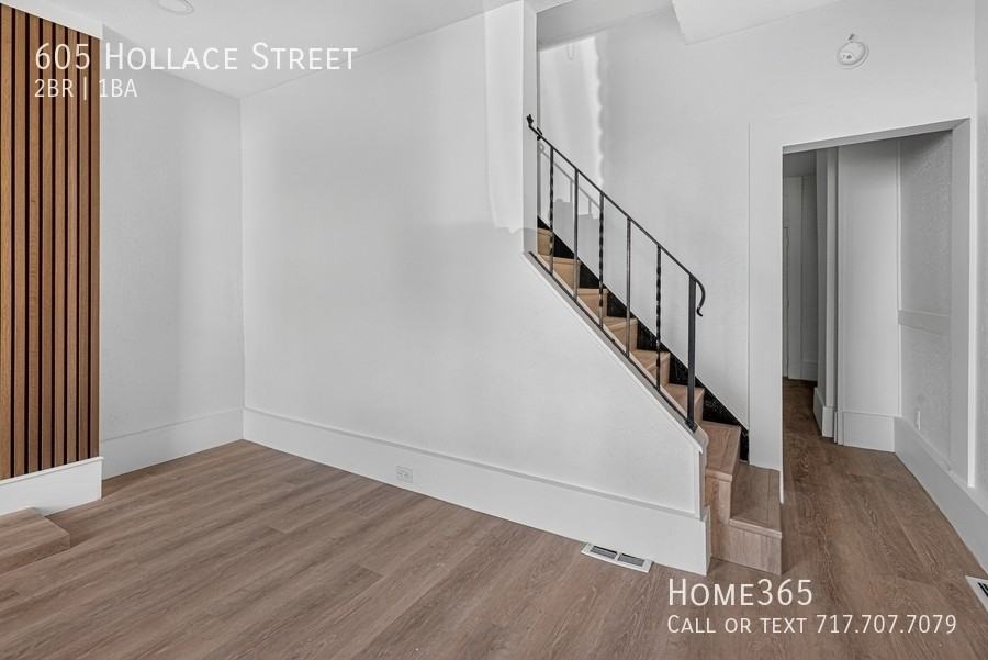 605 Hollace St - Photo 2 of 19