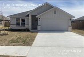 featured image of 1702 Dryden Ave