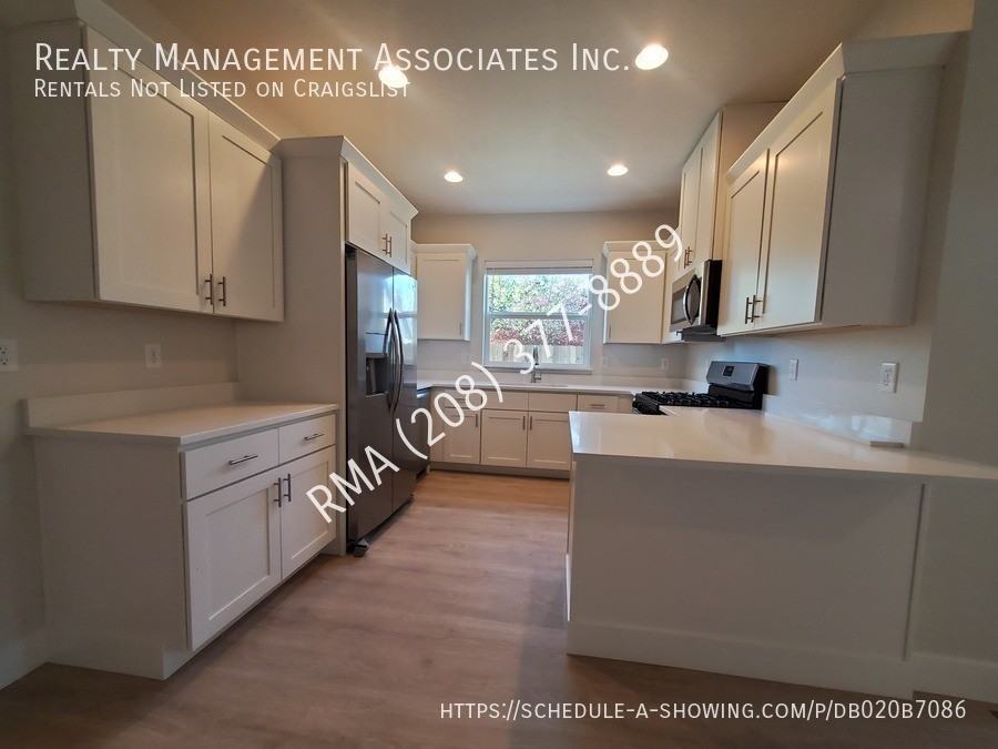 1274 S Cloverdale Rd - Photo 5 of 15