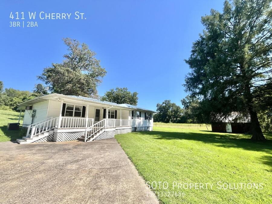 411 W Cherry St - Photo 5 of 50