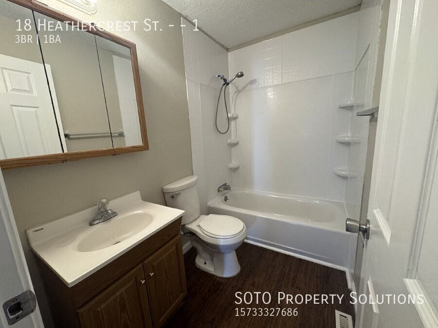 18 Heathercrest St #1 - Photo 4 of 17