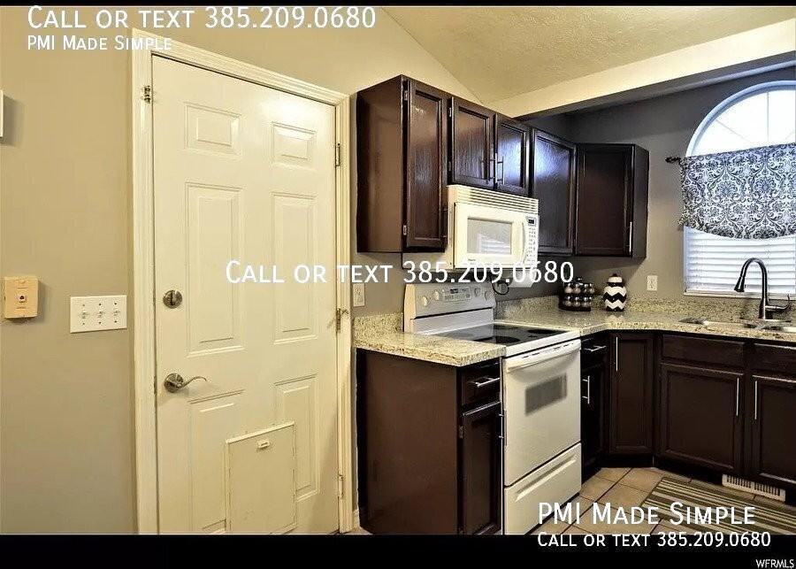 2296 N 790 W - Photo 6 of 34