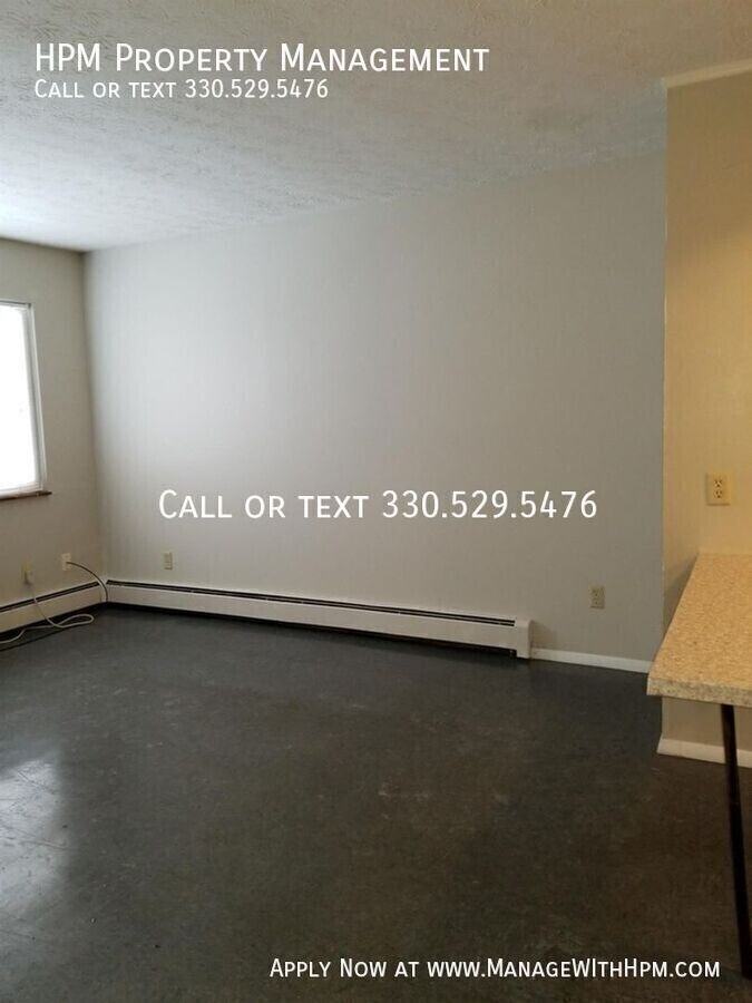 409 Sherman St #2 - Photo 4 of 11