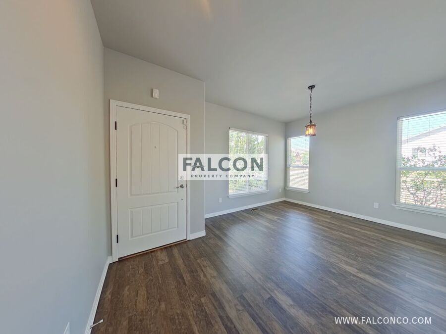 8193 Winding Passage Dr - Photo 2 of 43