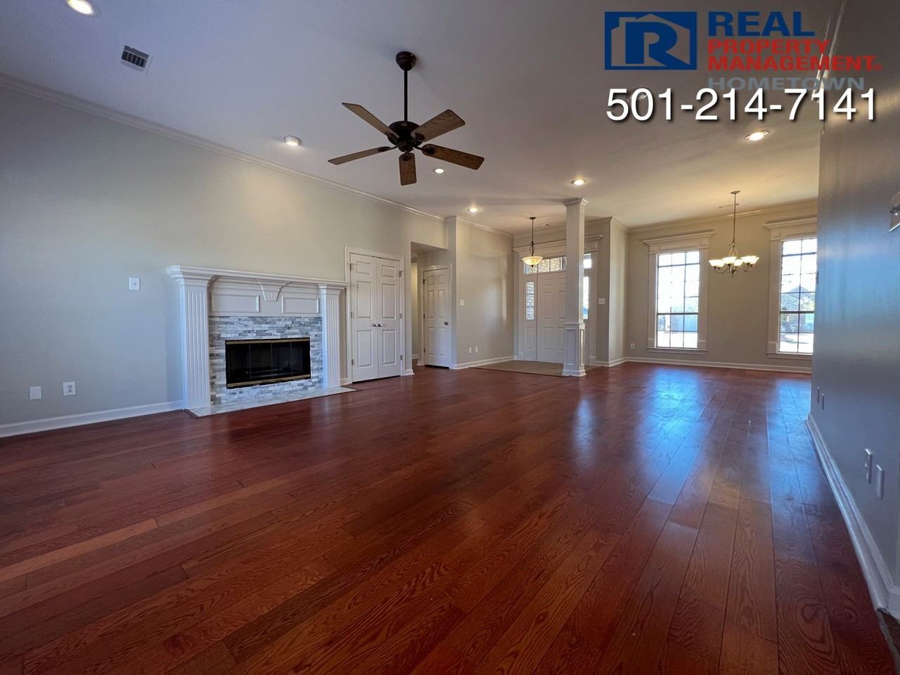 198 Deauville Dr - Photo 4 of 32