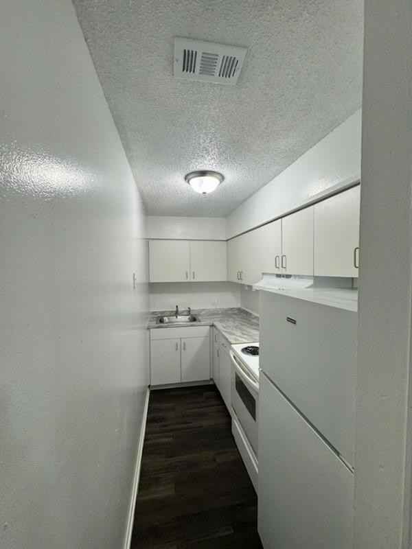 8566 Channelview Cir #A - Photo 5 of 6