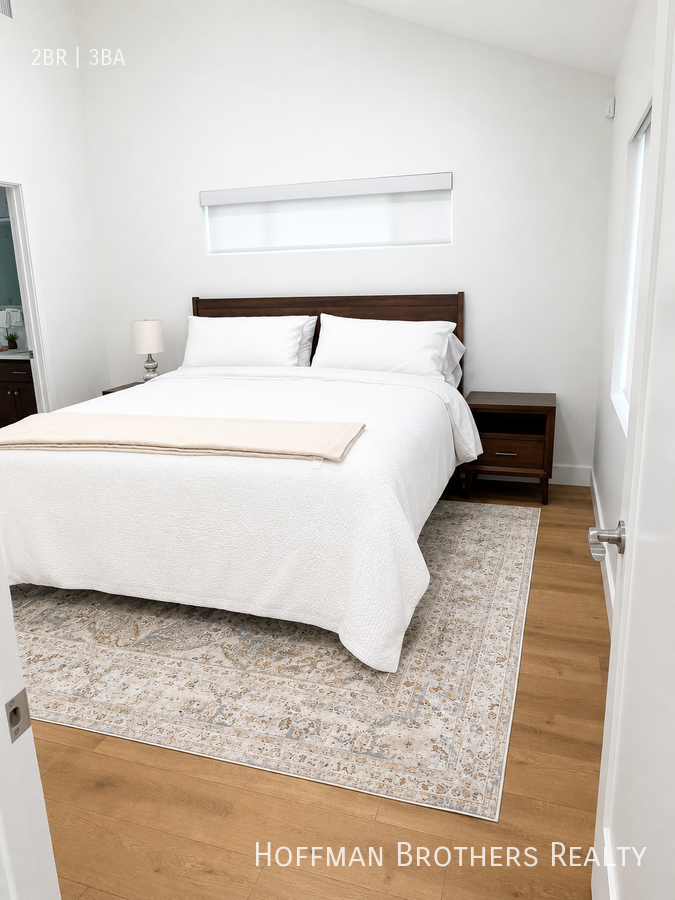 18001 Rayen St - Photo 5 of 12