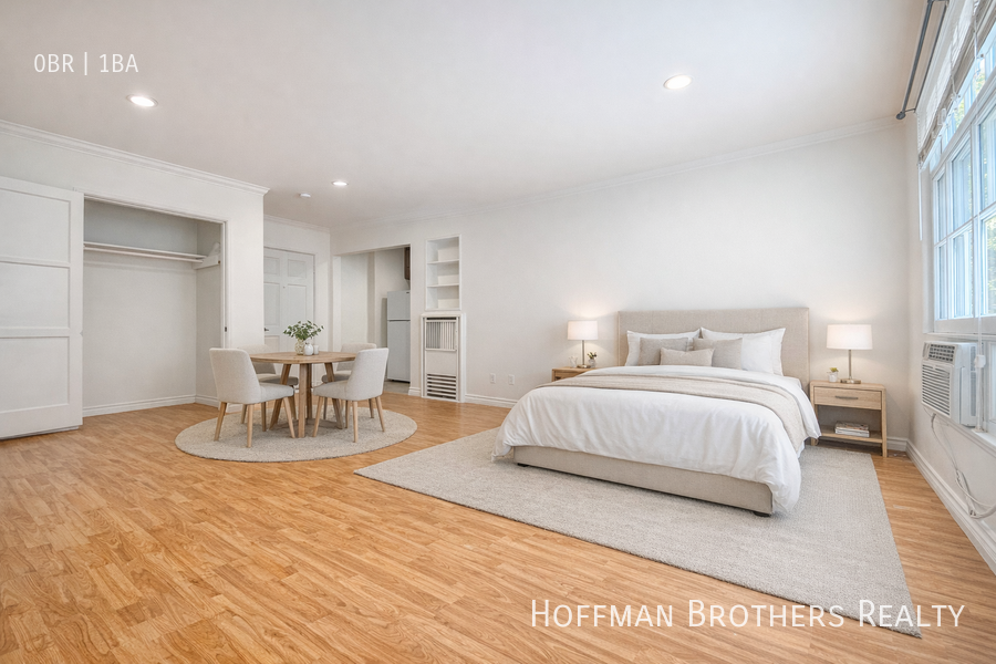 301 N Sycamore Ave #12 - Photo 4 of 6