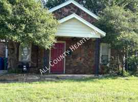 featured image of 325 W 2nd St