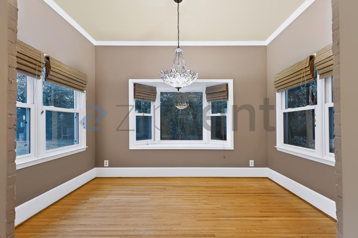 2501 Roswell Ave #102 - Photo 5 of 18
