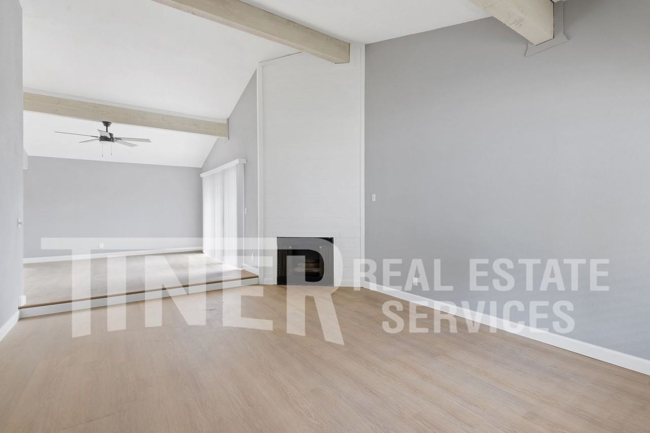 4711 Large Oak Ct - Photo 3 of 20